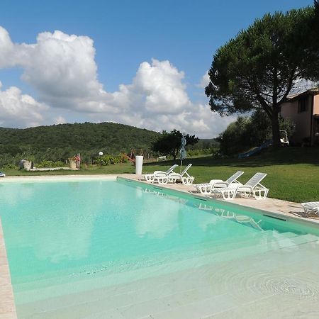 Agriturismo Podere Borgognano マッサ・マリッティマ エクステリア 写真