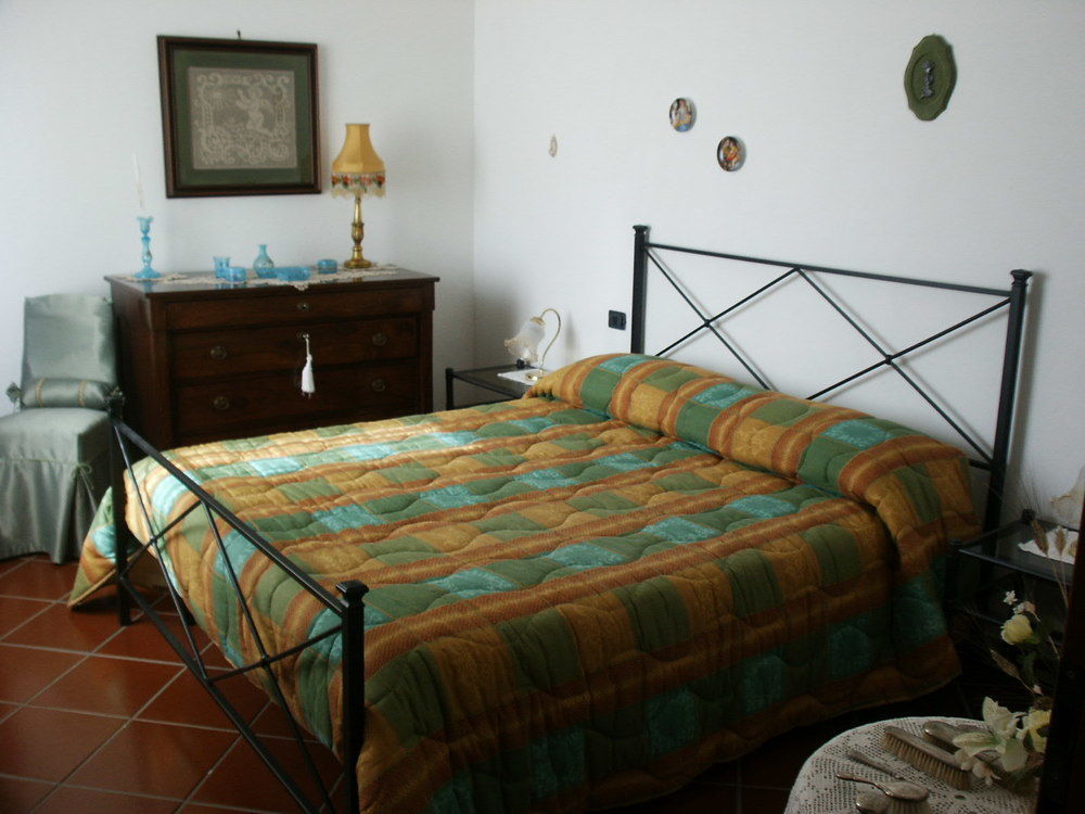 Agriturismo Podere Borgognano マッサ・マリッティマ エクステリア 写真
